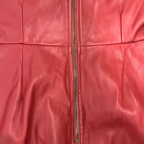 Red jumper - Picture 7 of 9